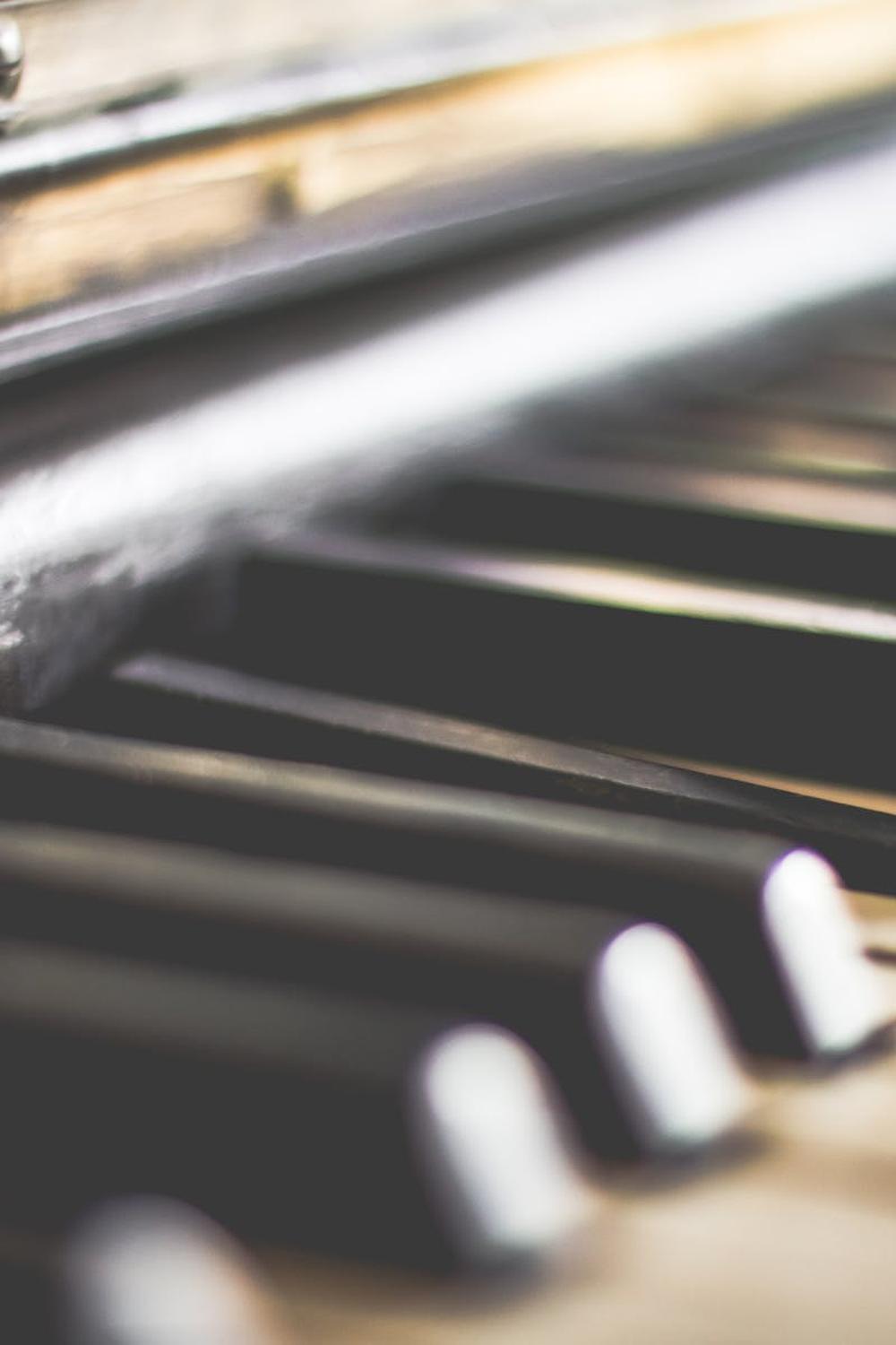 black_and_white_piano_keys