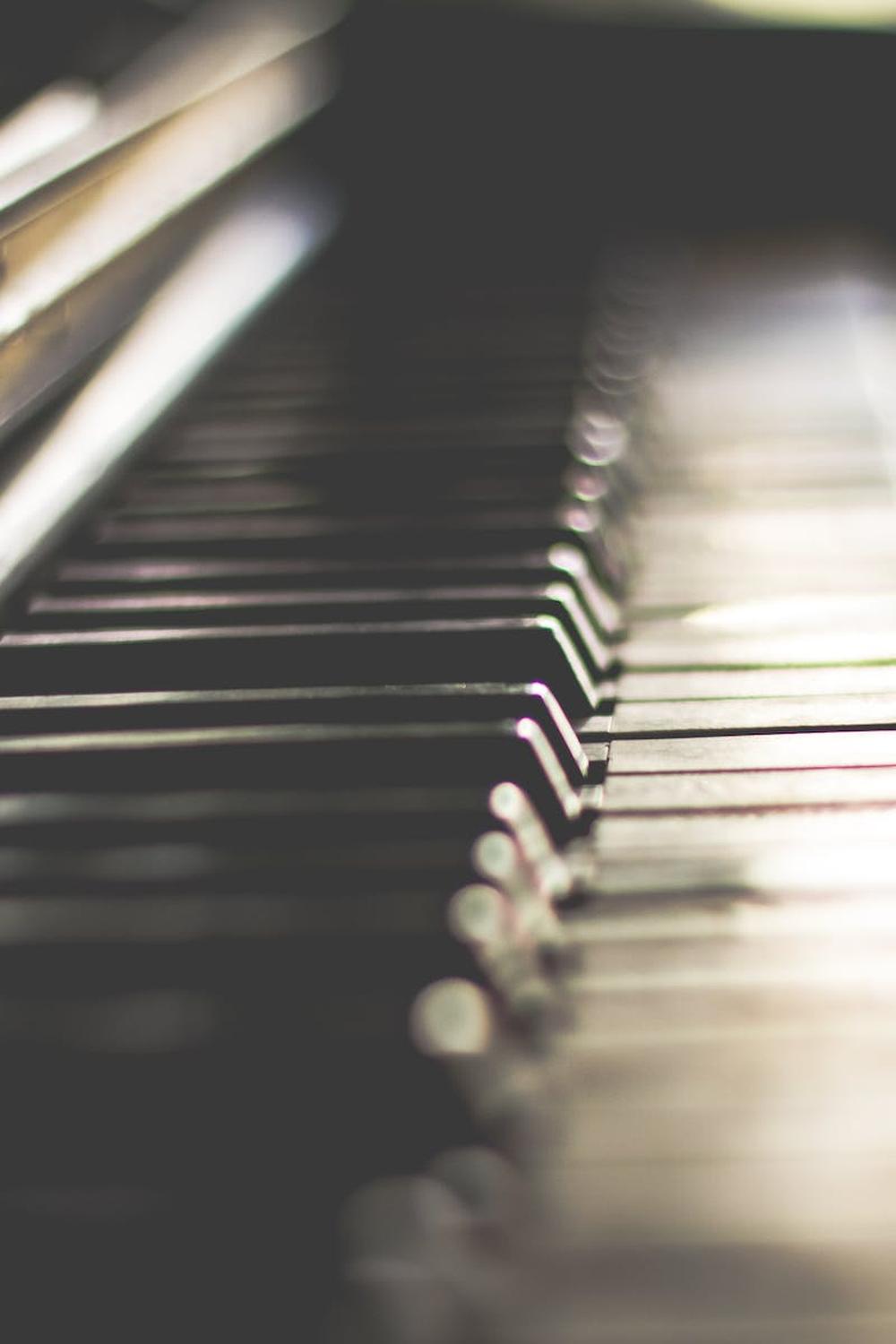 selective_focus_photography_of_piano_keys
